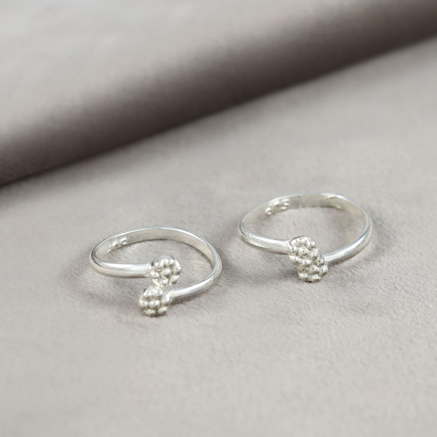 Vama Silver Toe Rings