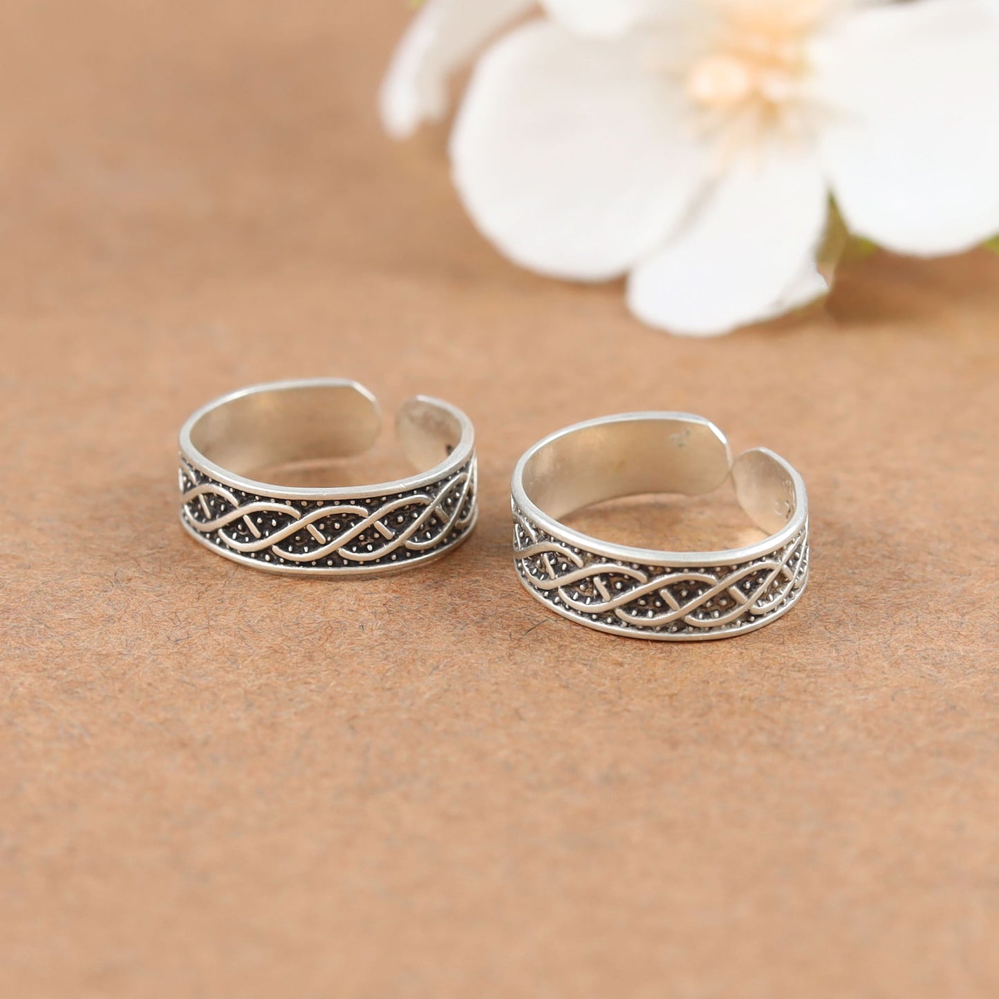 Tiya Silver Toe Rings