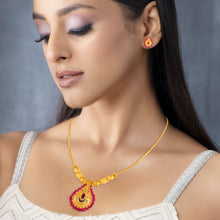 Jiya Gold Pendant Set