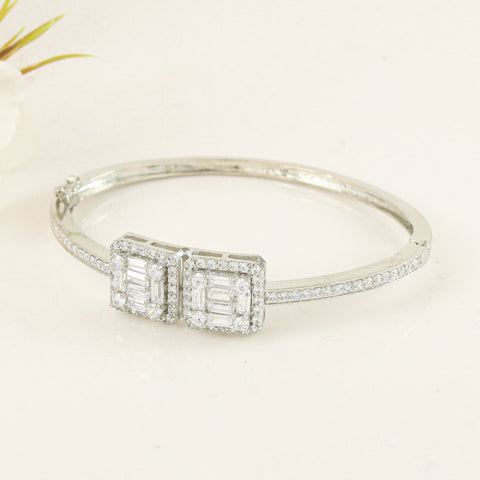 Divika Lovely Swarovski Zirconia Silver Bracelet