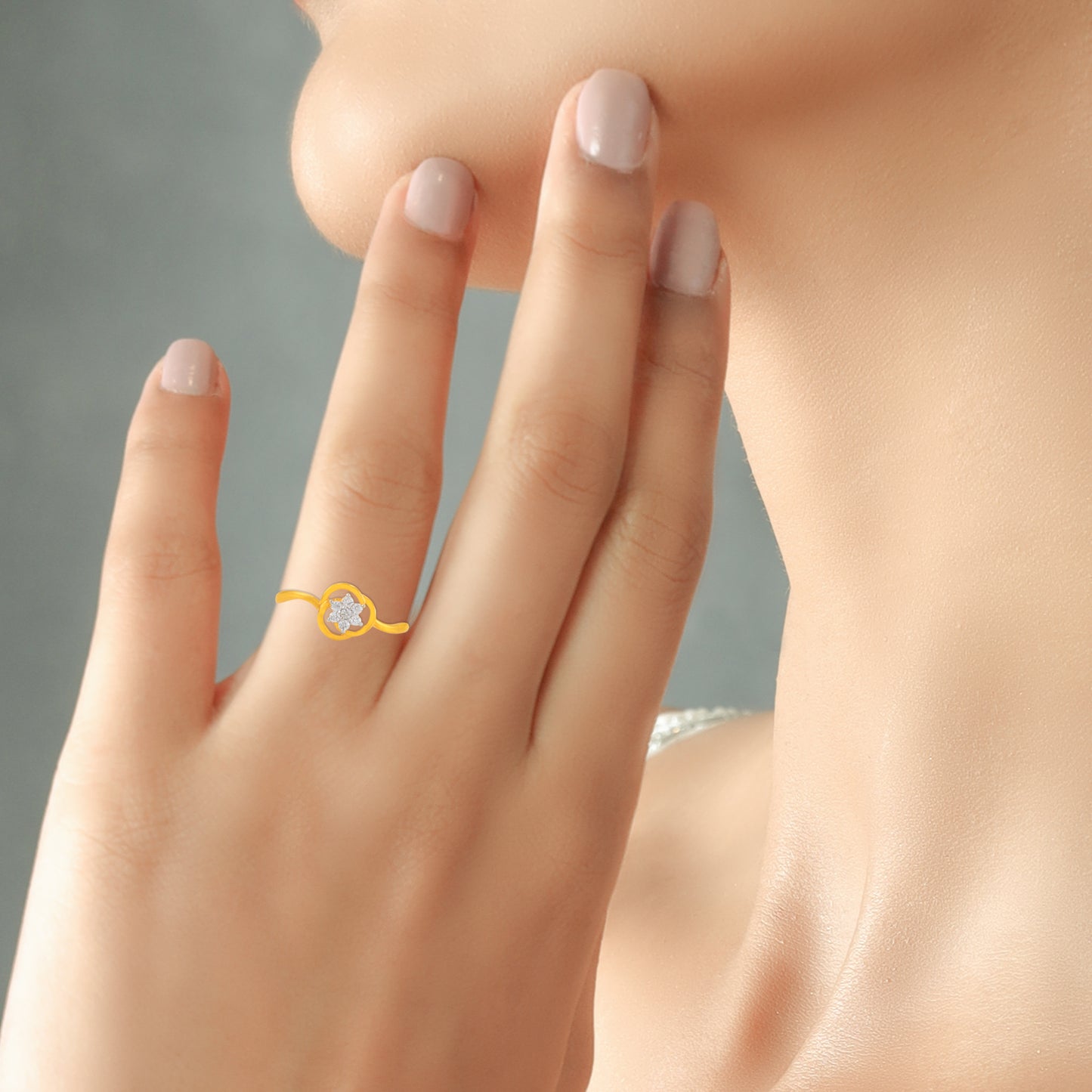 Shubina Floral Gold Ring
