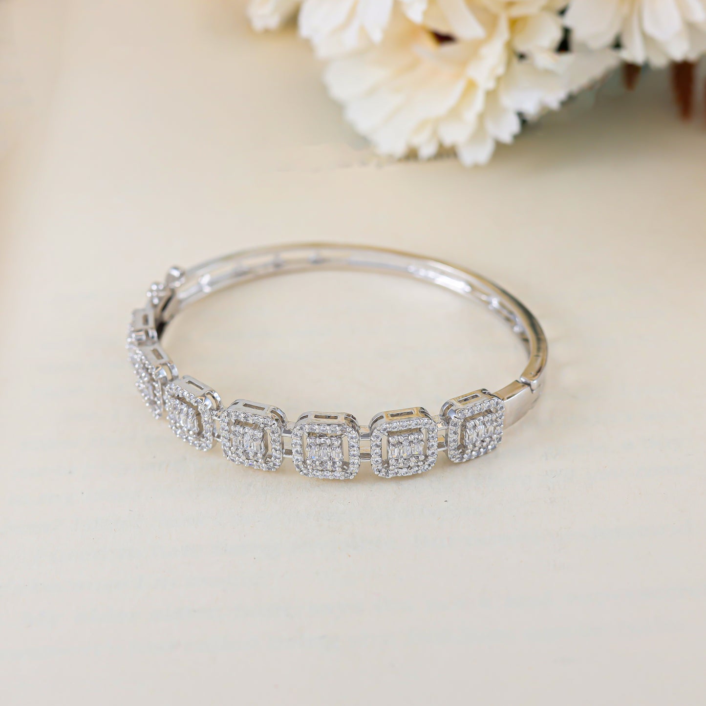 Vina Lovely Swarovski Zirconia Silver Bracelet