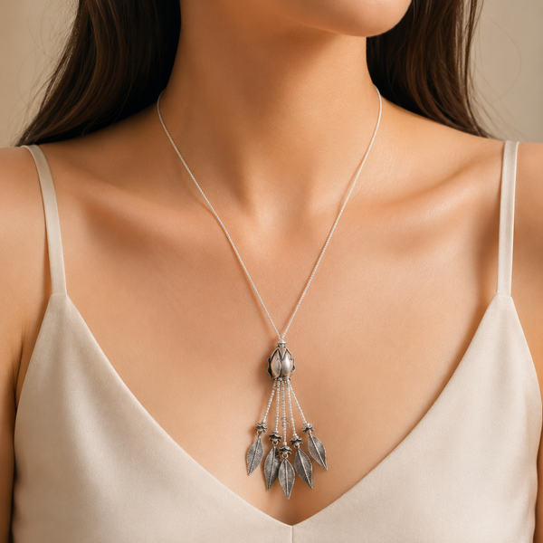 Anaya Chandrika Leaf Silver Necklace