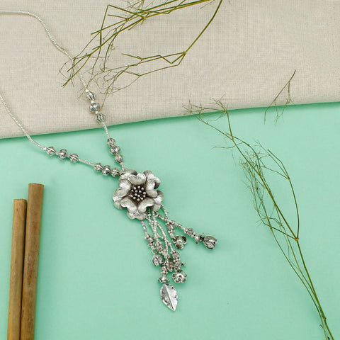 Vanya Floral Charm Ethnic Grace Silver Necklace