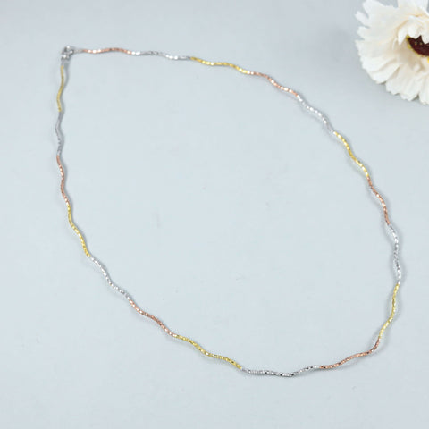 Triveni  Elegant tri-color silver chain with wavy design