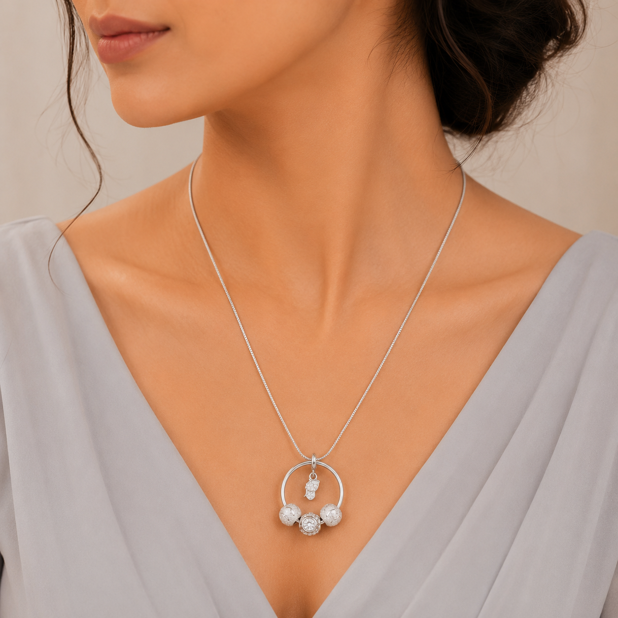 Tanvi Dazzling Silver Necklace
