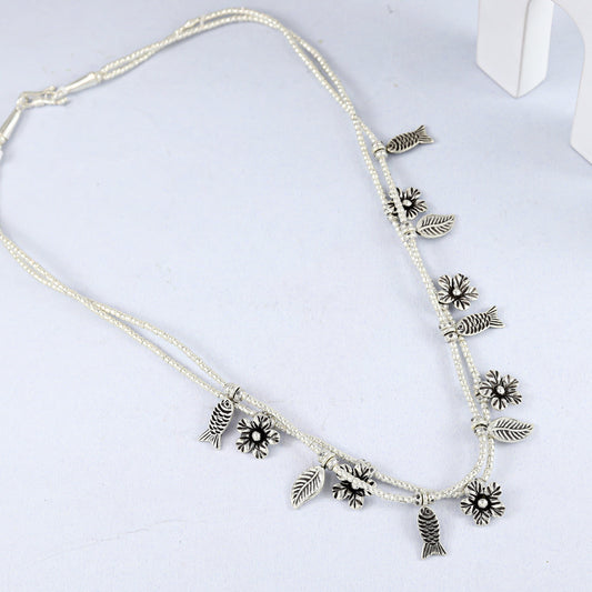 Naina Glooming Silver Necklace