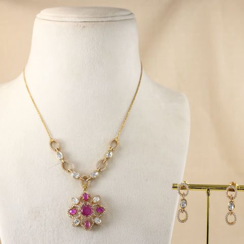 Ravishing Silver Shine Necklace Set