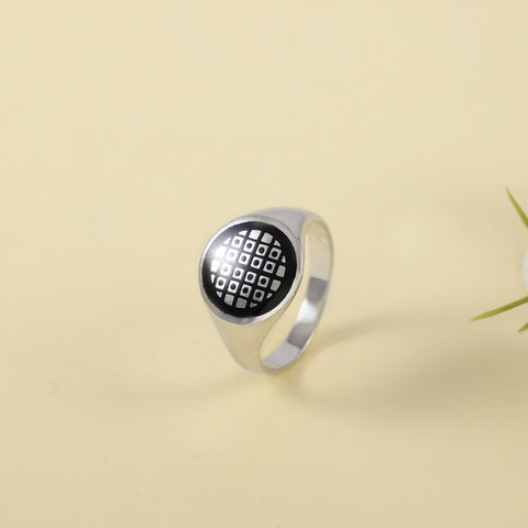 Vivaan Geometric Pattern Sleek Finish Silver Ring For Him