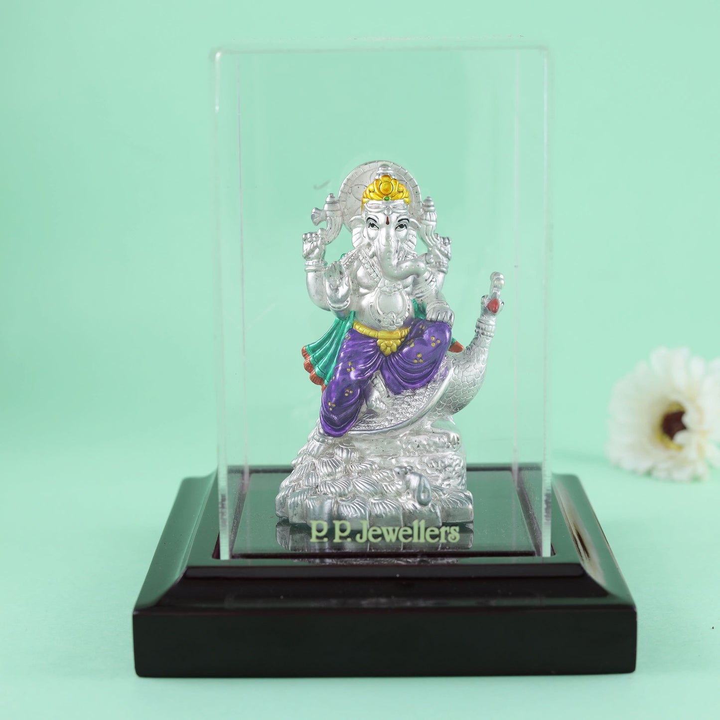 Sensational Ganesha Silver Idol