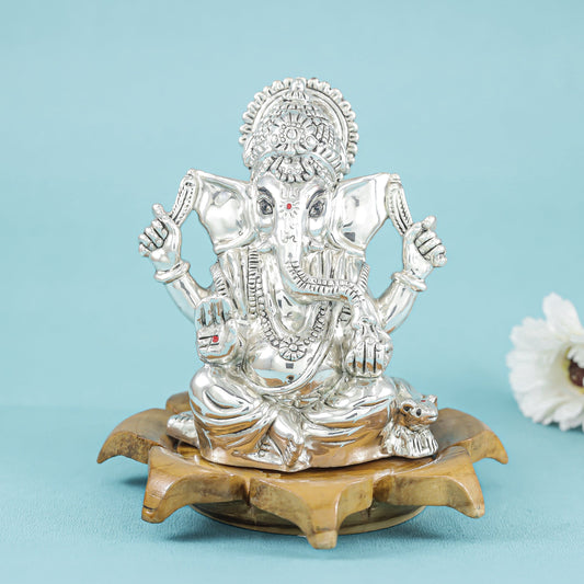 Lovely Shiva Putra Silver Idol