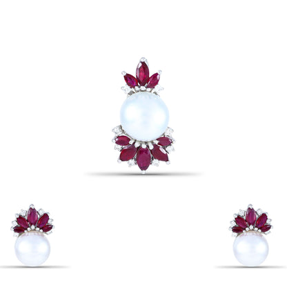 Diksha Ravishing Diamond Pendant Set