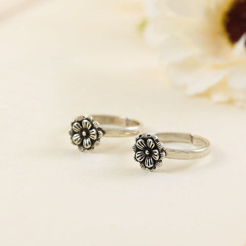 Floral Grace Silver Toe Rings
