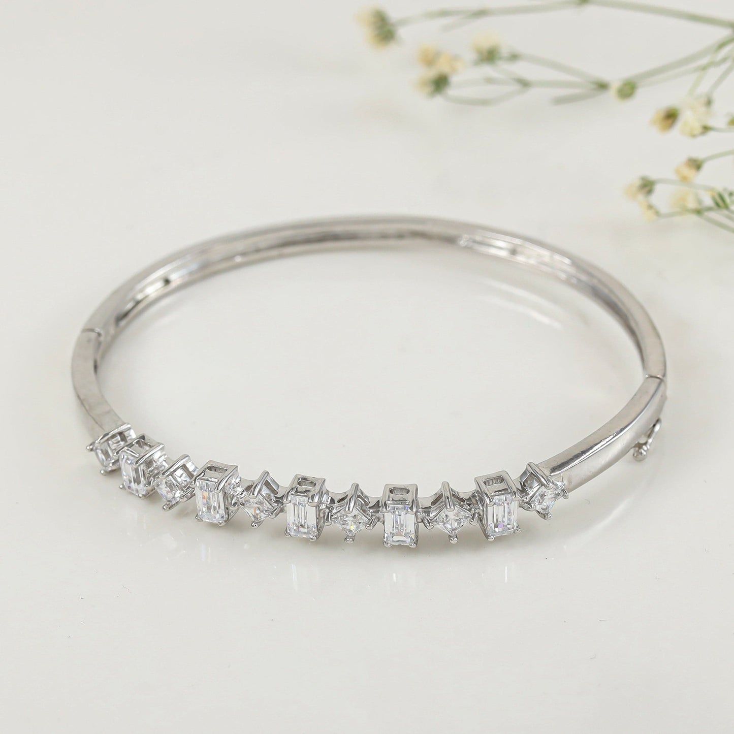 Dazzling Rubina Swarovsli Silver Bracelet