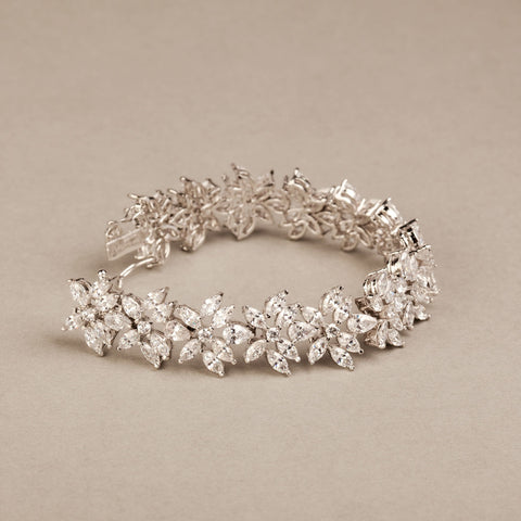 Unnati Starlit Elegance Bracelet
