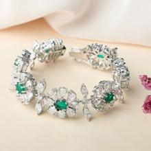 Nayra Green Aura Choker Set & Bracelet