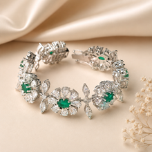 Nayra Green Aura Choker Set & Bracelet