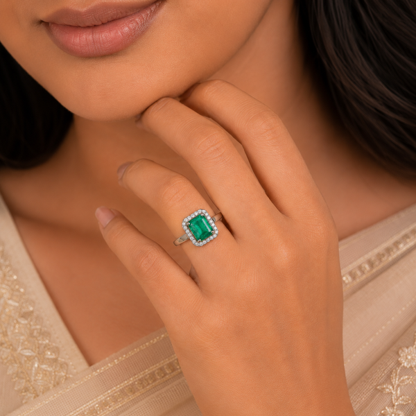 Teena Emerald Green Stone Ring