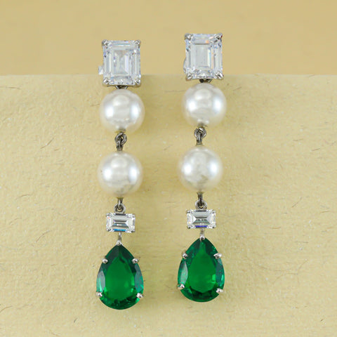 Oviya Green Stone Pearl Earrings
