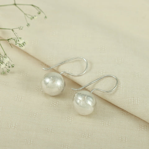 Arunika With White Pearl Silver Earrings