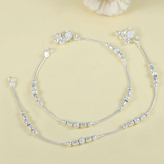 Pari Silver Anklets