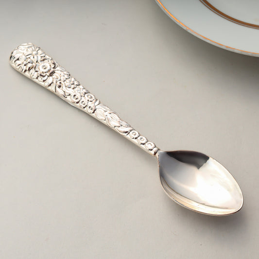 Viaan Alluring Silver Spoon