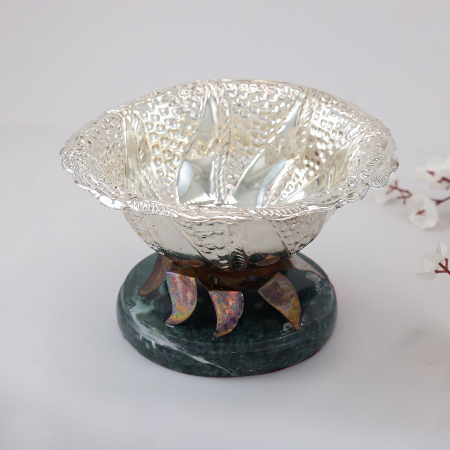 Varisha Elegant Silver Bowl