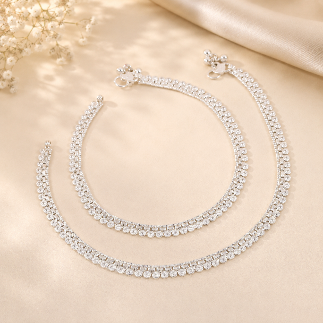 Aarna Shine Silver Anklets