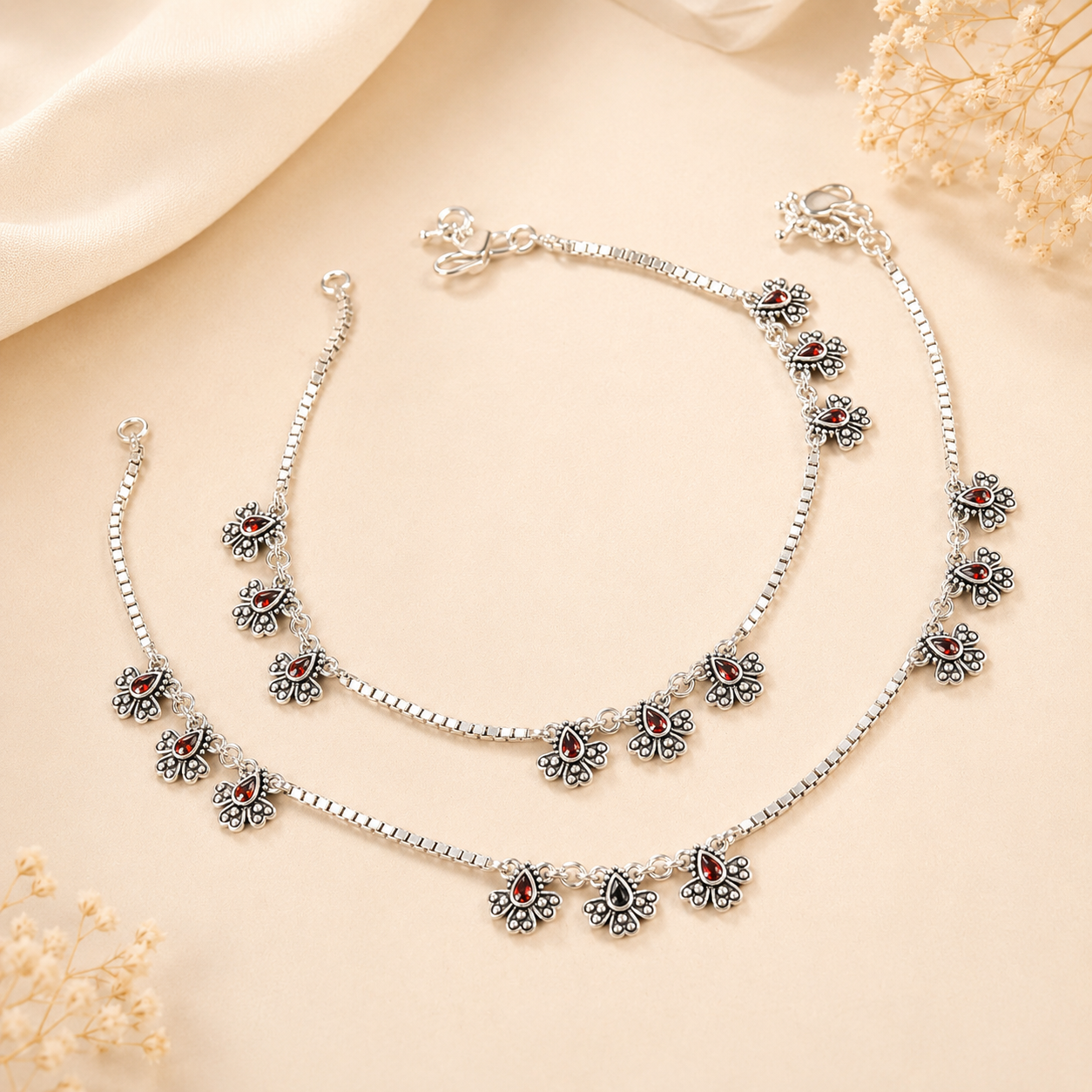 Inaya Antique Silver Anklets