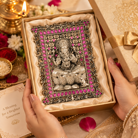 Ruby Aura Ganesh Silver Idol