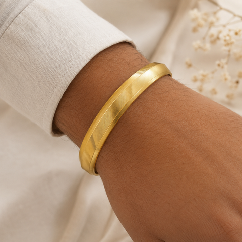 Atharv Heritage Groove Gold Kada For Him