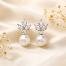 Meera Elegance Leaf Pearl Earrings