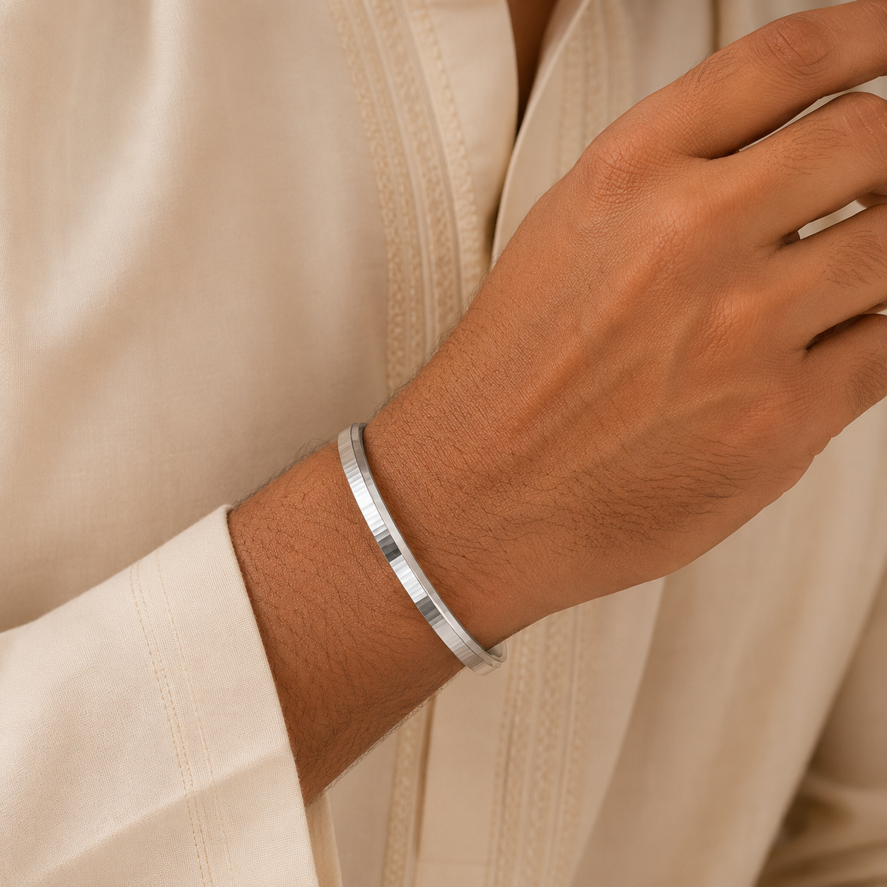 Kunal Reflective Line Silver Kada For Him