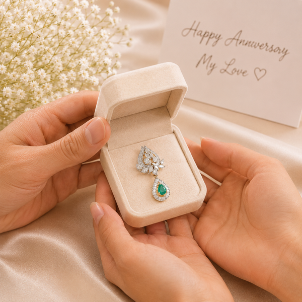 Verdant Elegance Diamond Pendant