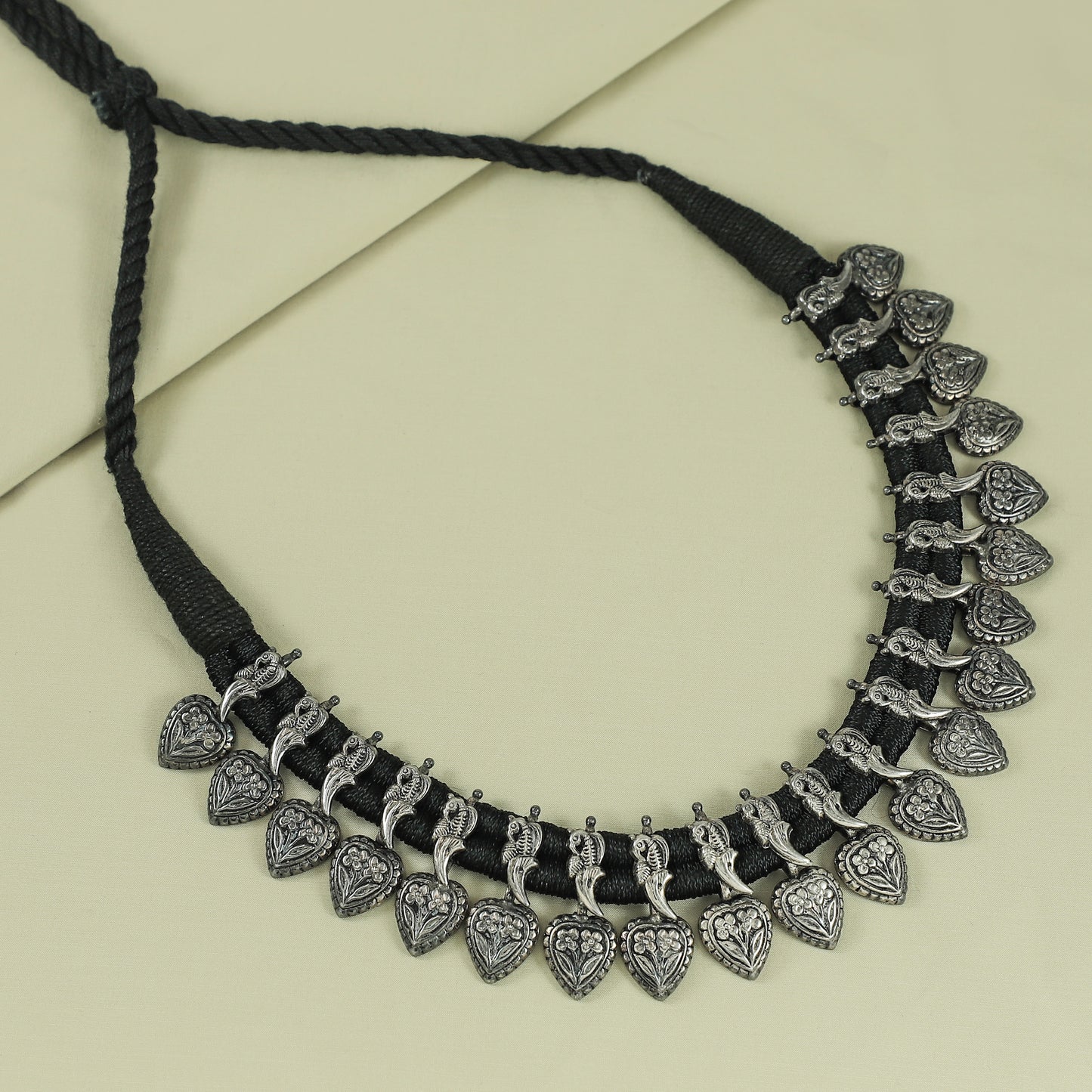 Paras Silver Black Necklace