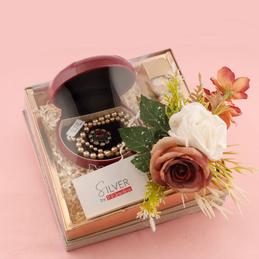Signature Sparkle Set,  Necklace,  Chocolates