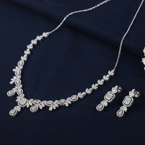 Vani Leaf Design Silver Necklace Set