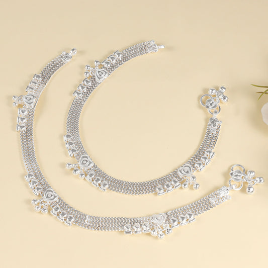 Amara Silver Anklets