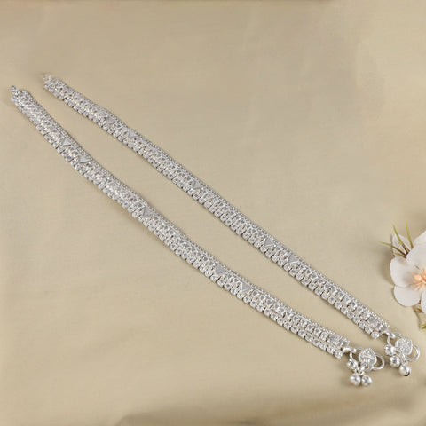 Rani Simple Glam Silver Anklets
