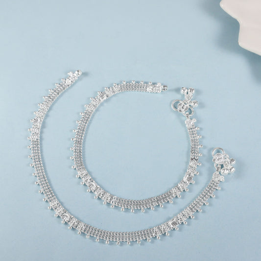 Saanvi Silver Anklets