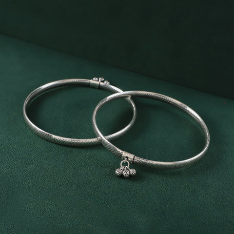 Charvi Sleek Pattern Silver Kada Anklets