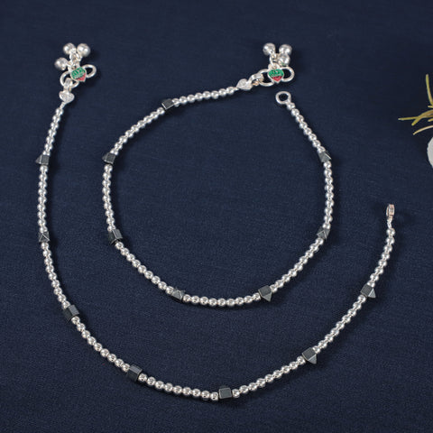 Neha Black Cube Bead Silver Anklets