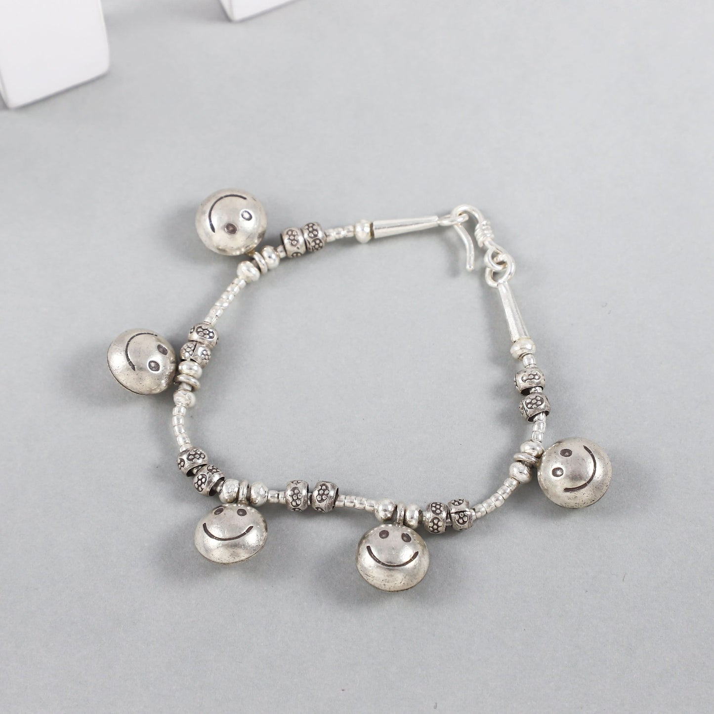 Pleasing Silver Bracelet