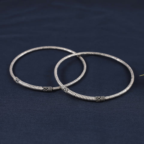 Vanya Daily Wear Engraved Silver Anklets Kada