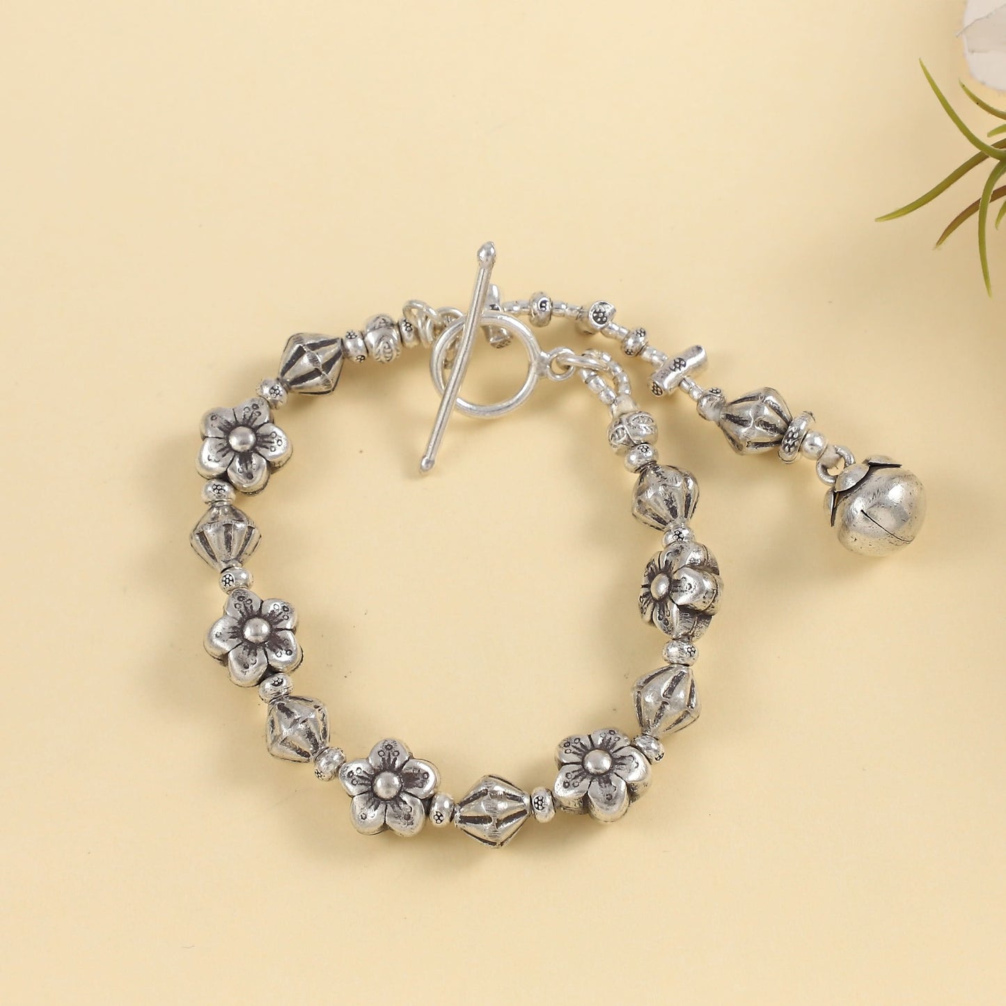 Ravika Classy Silver Bracelet