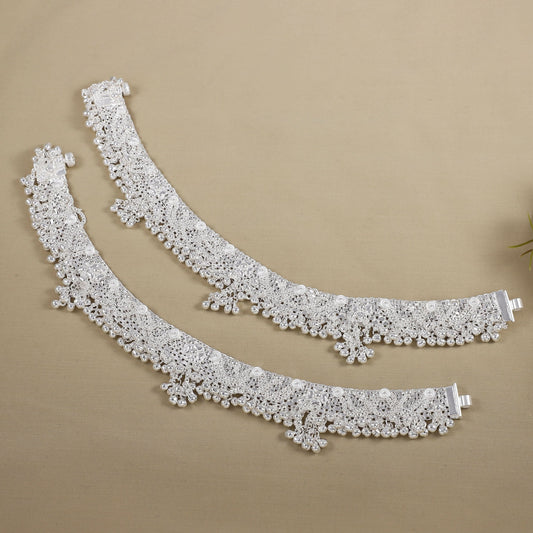 Manisha Silver Anklets