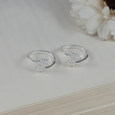 Tara Twin Leaf Silver Toe Rings