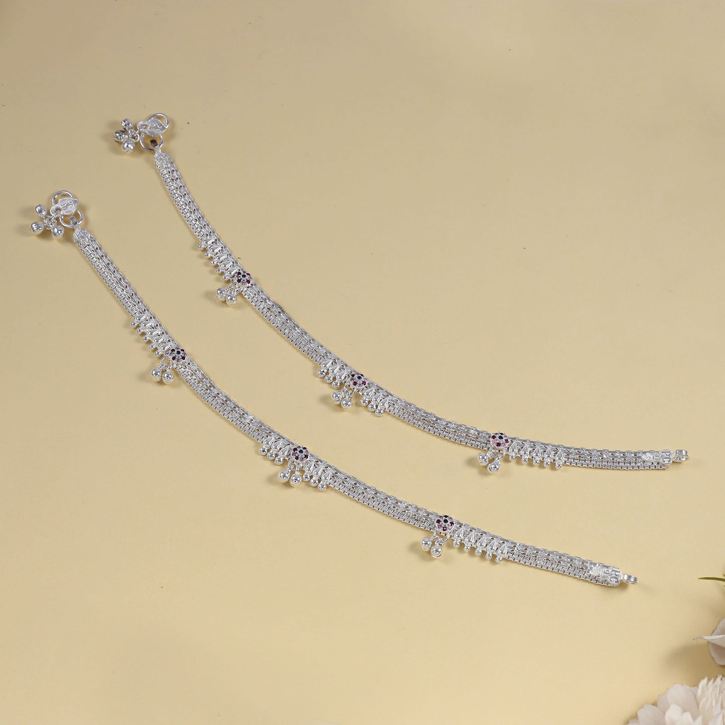 Aishwarya Everyday Fashion Statement Silver Anklets