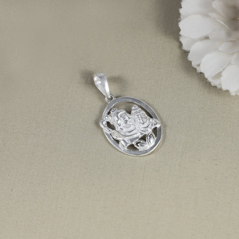 Mahadev Gauri Circle Silver Pendant