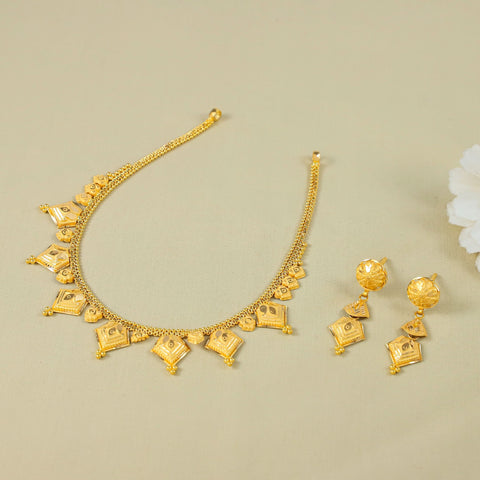 Timeless Beauty Gold Necklace Set